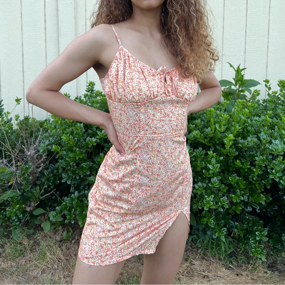 ❌SOLD❌3/$20 floral mini dress